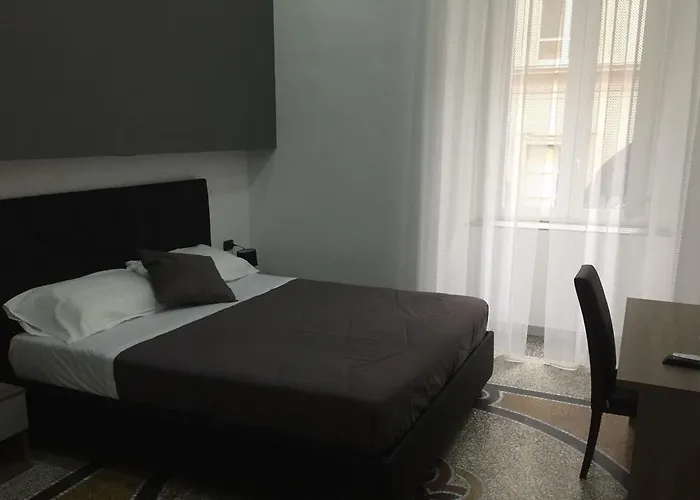 Mb95 - Mezzocannone Luxurious Bed&Breakfast