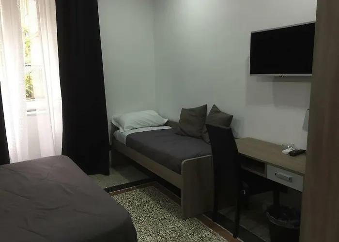 Mb95 - Mezzocannone Luxurious Bed&Breakfast