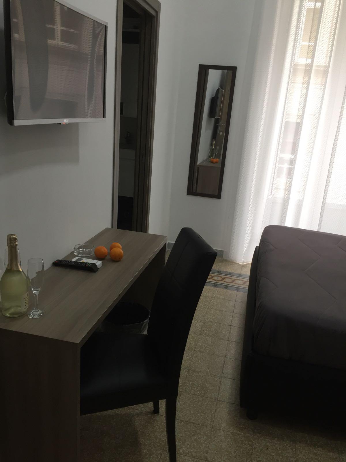 Mb95 - Mezzocannone Luxurious Frühstückspension 3*