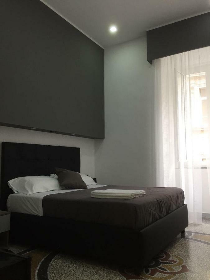 Mb95 - Mezzocannone Luxurious 3*